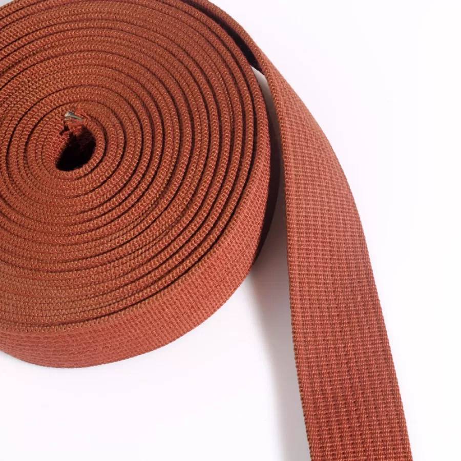 Intermediate color edge - wrapped striped elastic band
